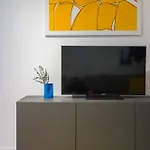 Apartman 611 *