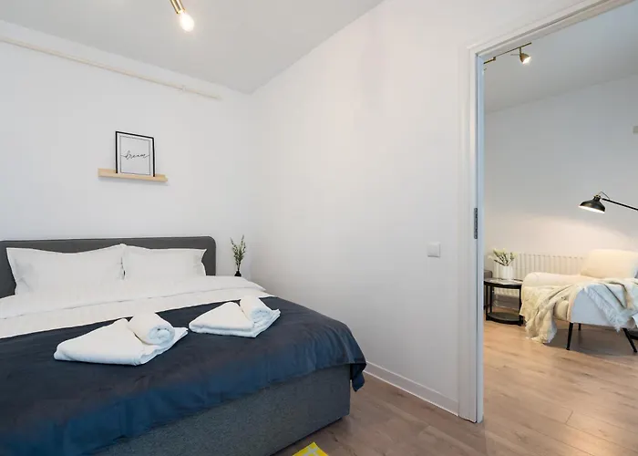 Apartment 611