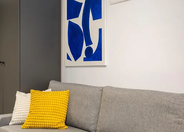 611 Apartment